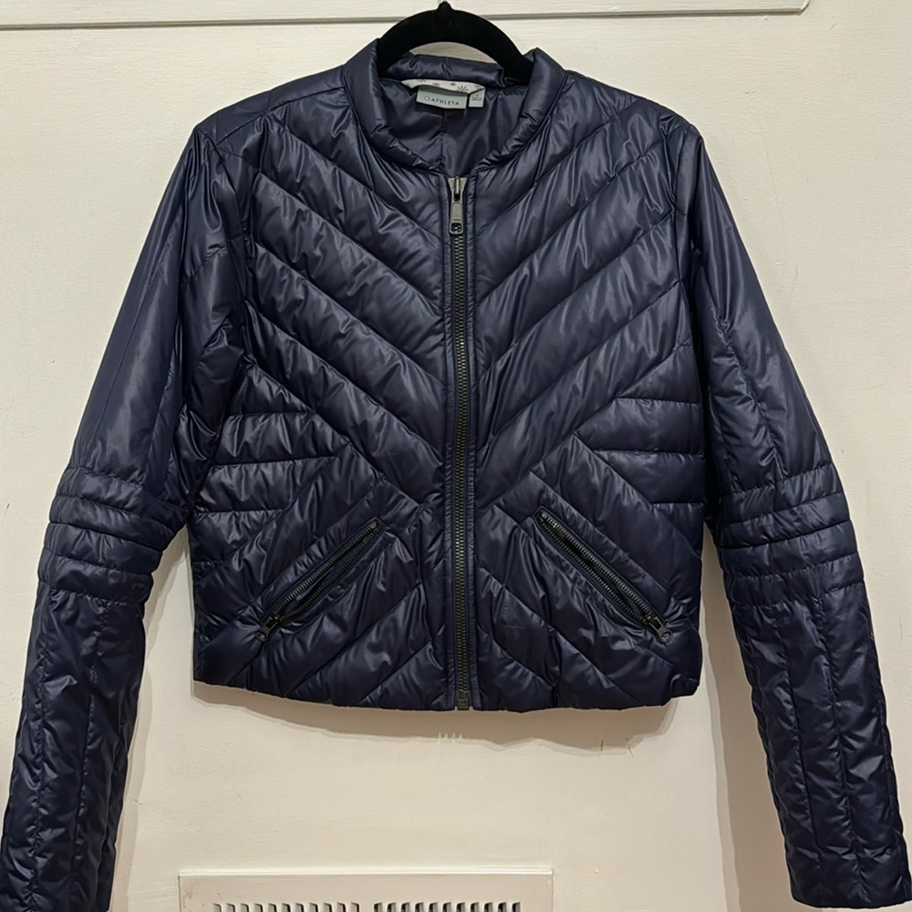 Mint Condition, Athleta Size Small. Lightweight P… - image 1